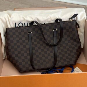Louis Vuitton Lena MM